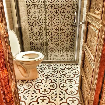 Stone&wood House Hotel *