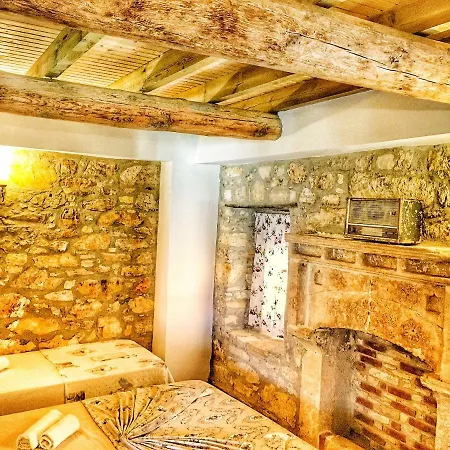 Hotel Stone&wood House *
