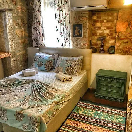 Stone&wood House Ξενοδοχείο *